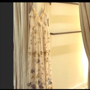 Elie Tahari Gorgeous Flower Gown